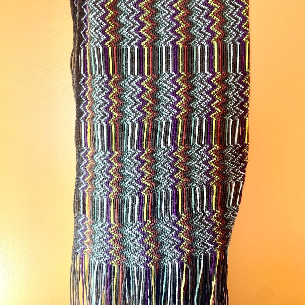CLAIRES woman’s polyester and wool brown scarf